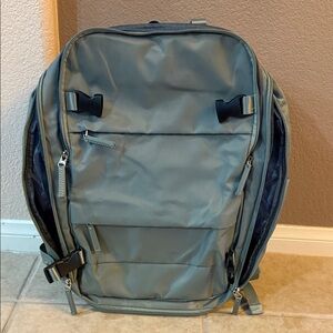 Stylish green/Gray Men's Backpack